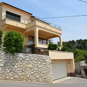 Charming Rab Appartamento Rab Town